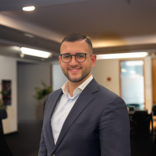 Armen Aharonyan — Automatisierungsexperte